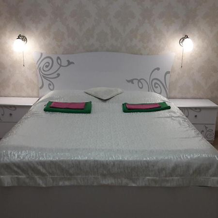 Апартаменты В Центре Одессы Odessa Extérieur photo